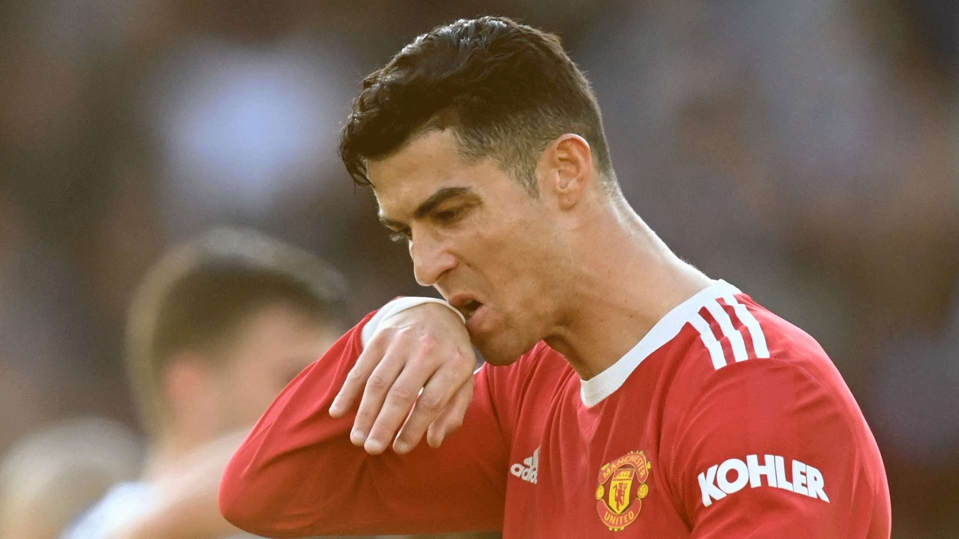 尤其是他与 尤其是他与